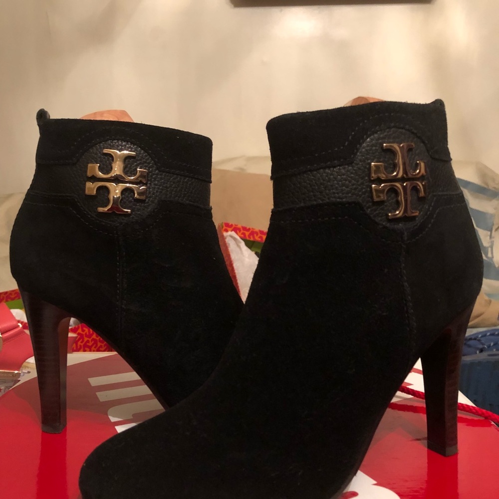 Ankle boots